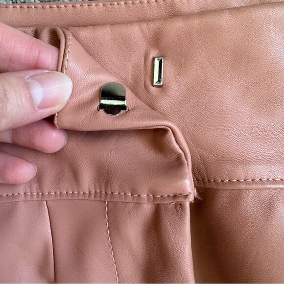 Blank NYC Chelsea Pink Faux Leather High Rise Straight Leg Pants Size 29 - Picture 5 of 8